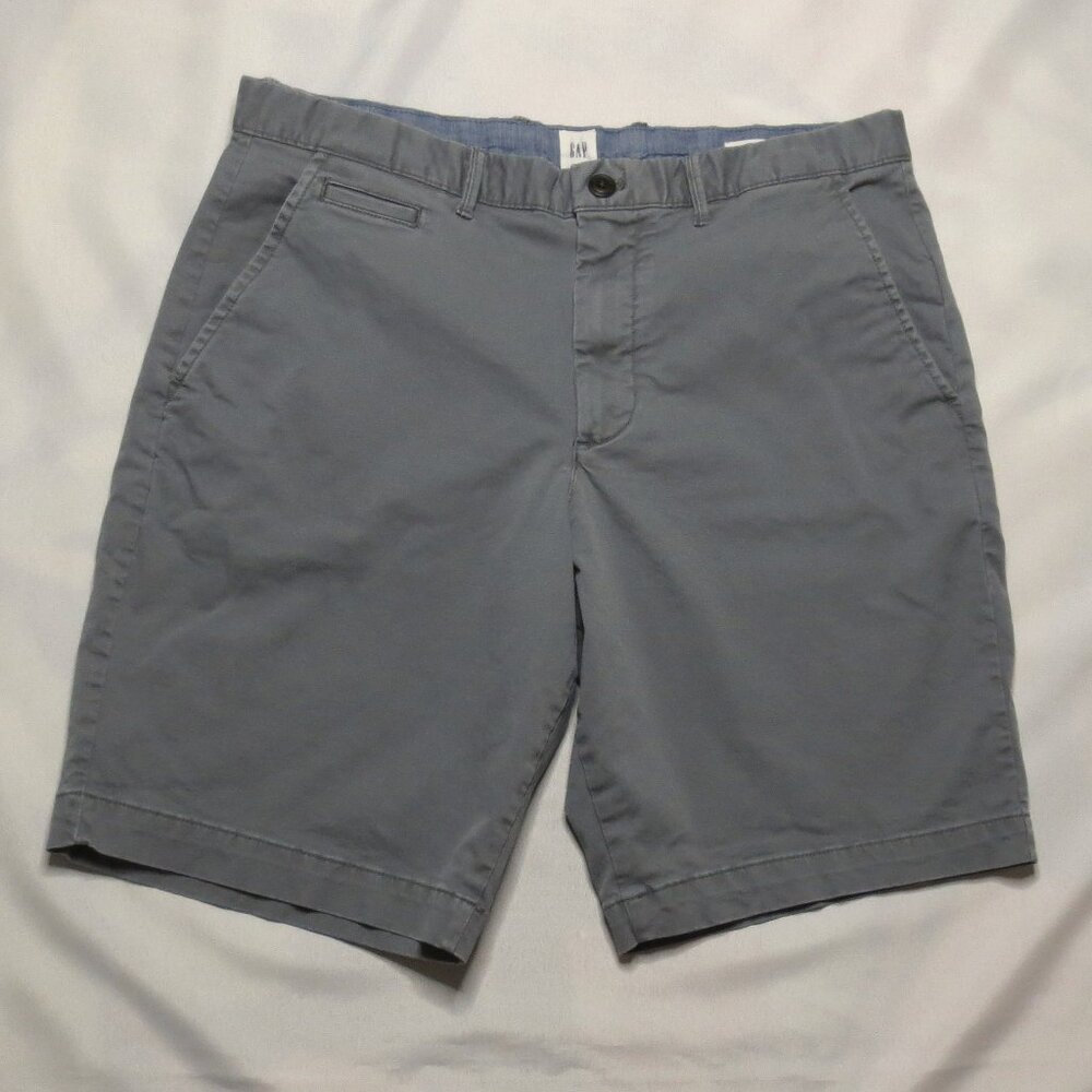GAP mens SHORTS chino GRAY career CASUAL flat front SIZE 33
